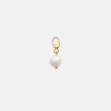 Dije Natural Pearl Clip-On