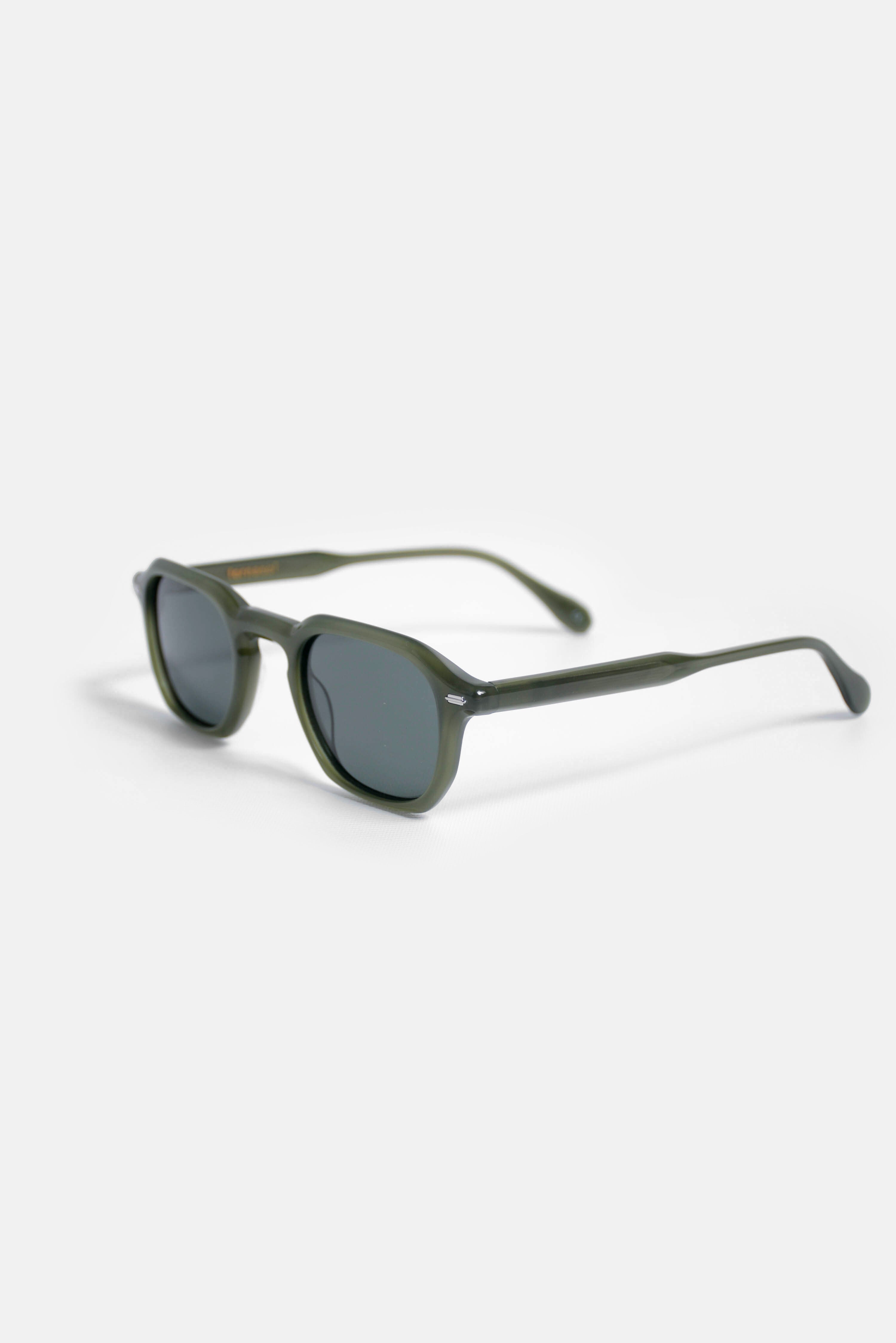 River Sunnies Olive Green