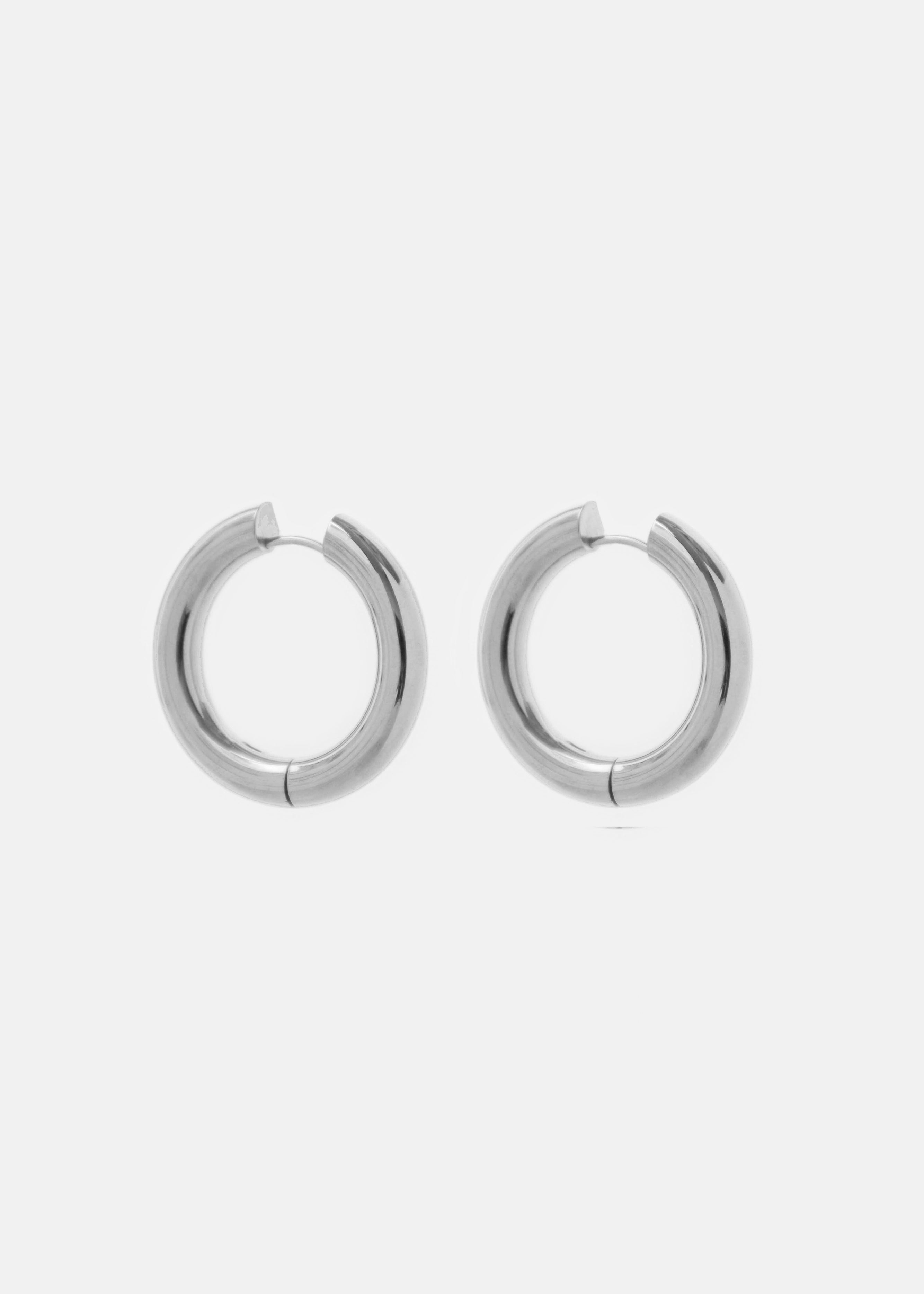 The Classic Hoop Earring 3