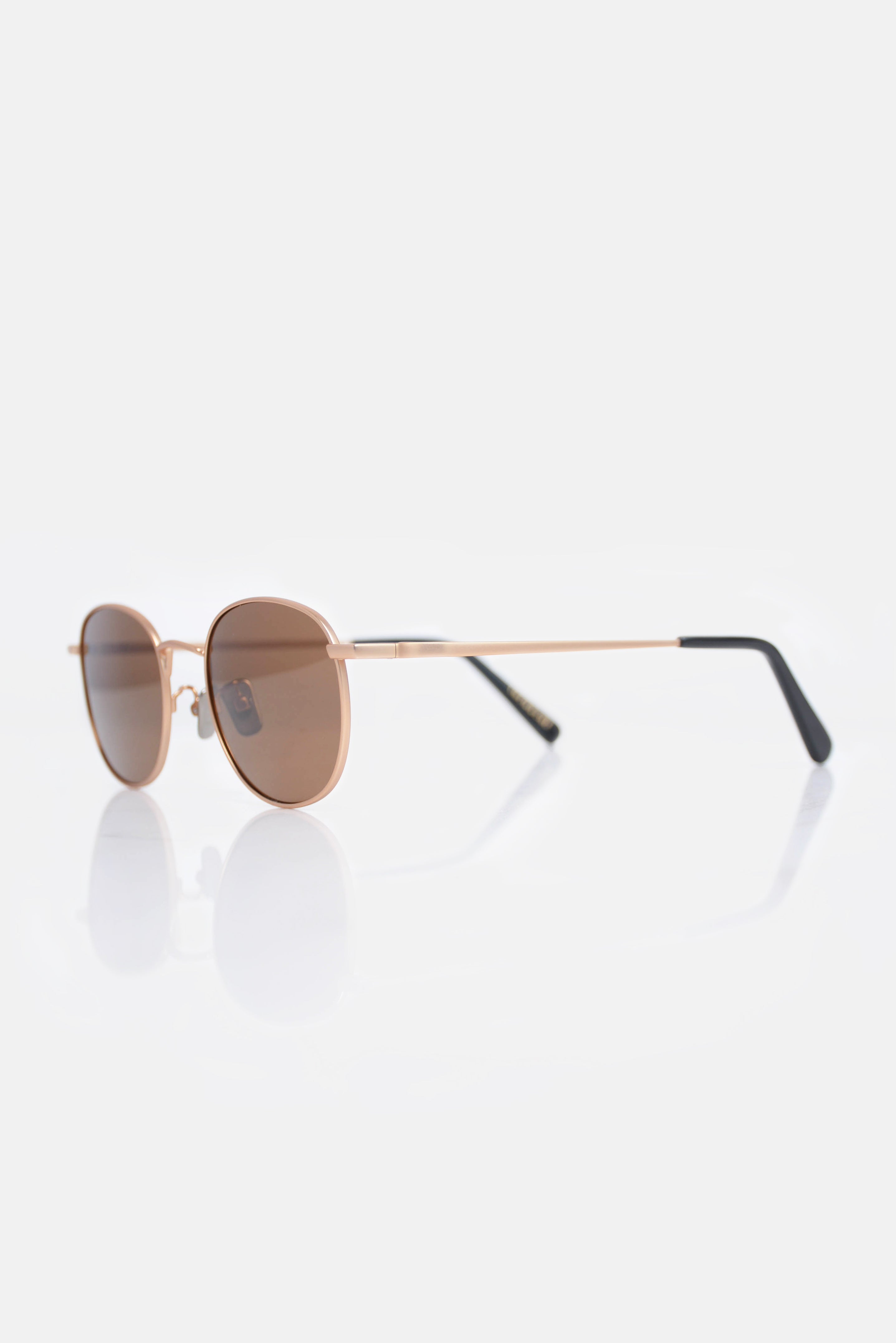 Elanor Sunnies Cafés