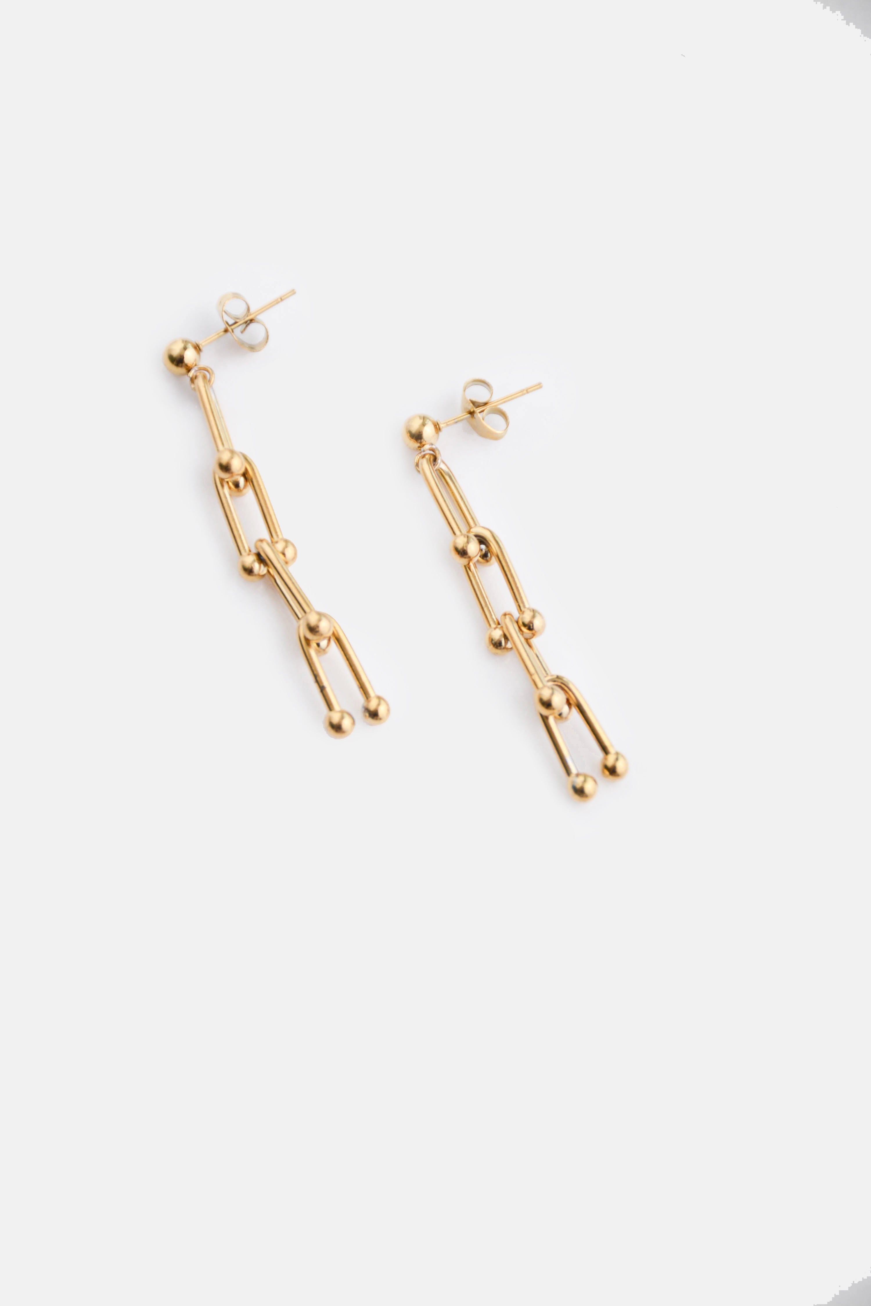 The Catena Earring